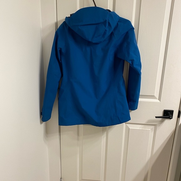 Patagonia Shell - Picture 3 of 5